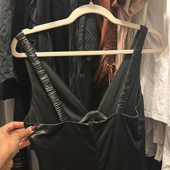 Hello Molly Wedding guest Black Dress - Picture 4 of 4